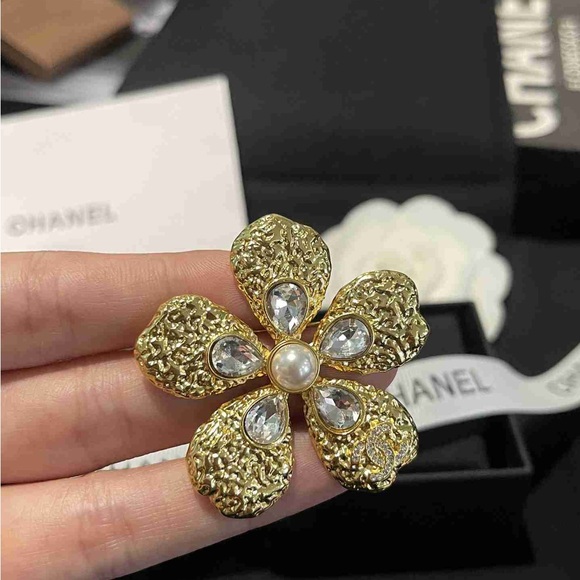 CHANEL Vintage-Style Flower Brooch